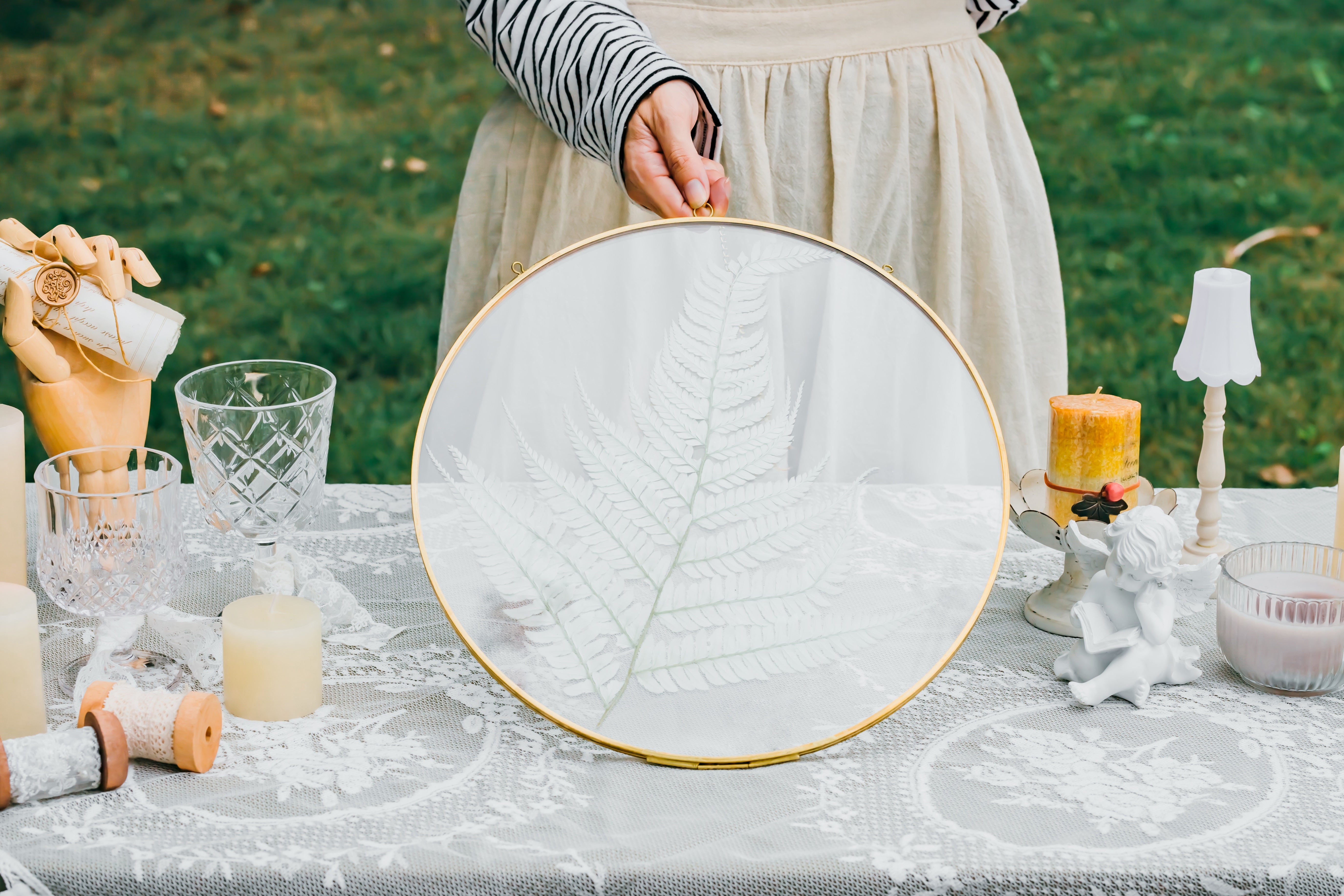 Round 6", 7" 10" 12" gold herbarium brass glass frame, Brass and Glass - NCYPgarden