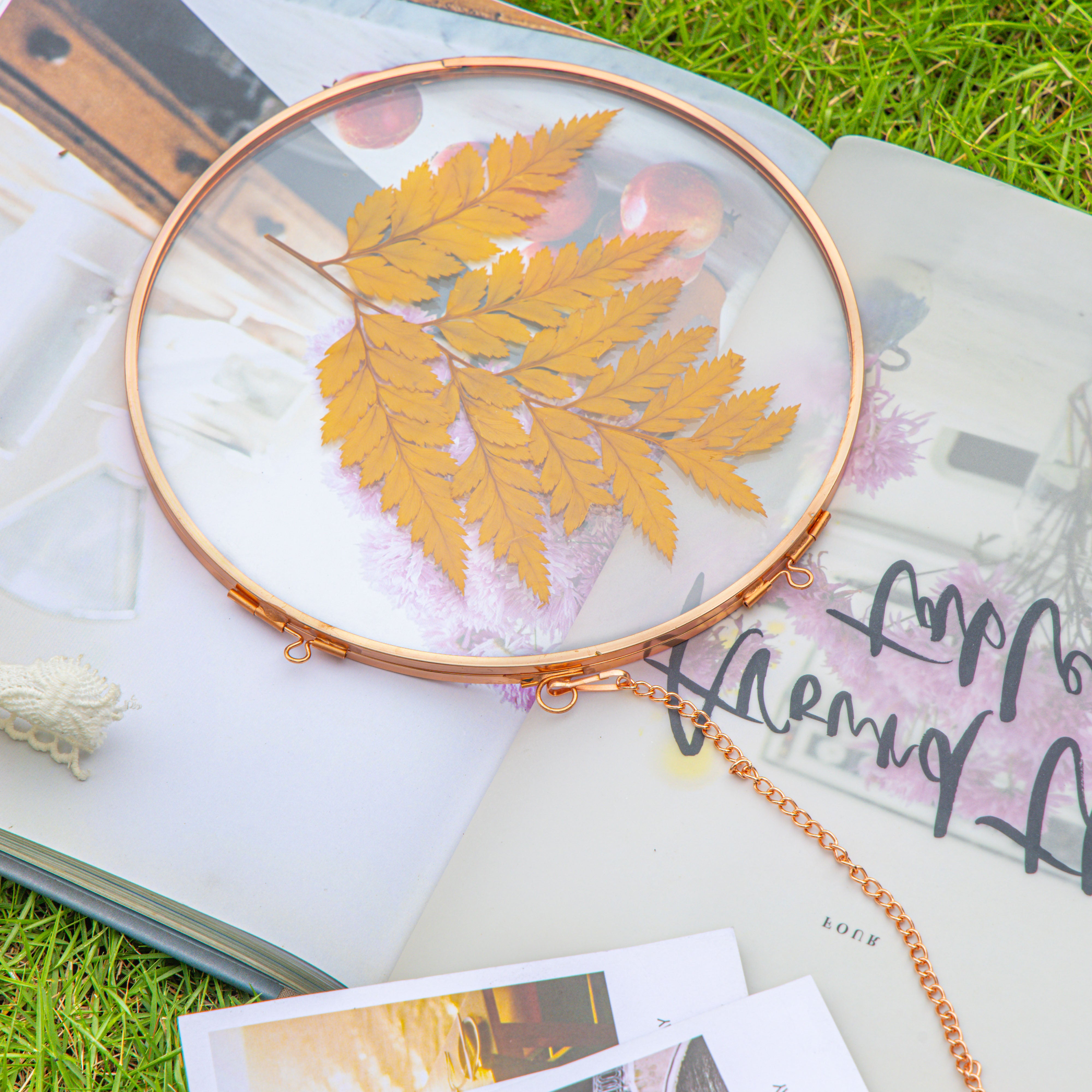 Handmade 7'' Rose Gold Wall Hanging Photo Frame, Pressed Flower Frame, Glass Photo Frame, Wall Decor Housewarming Gift - NCYPgarden