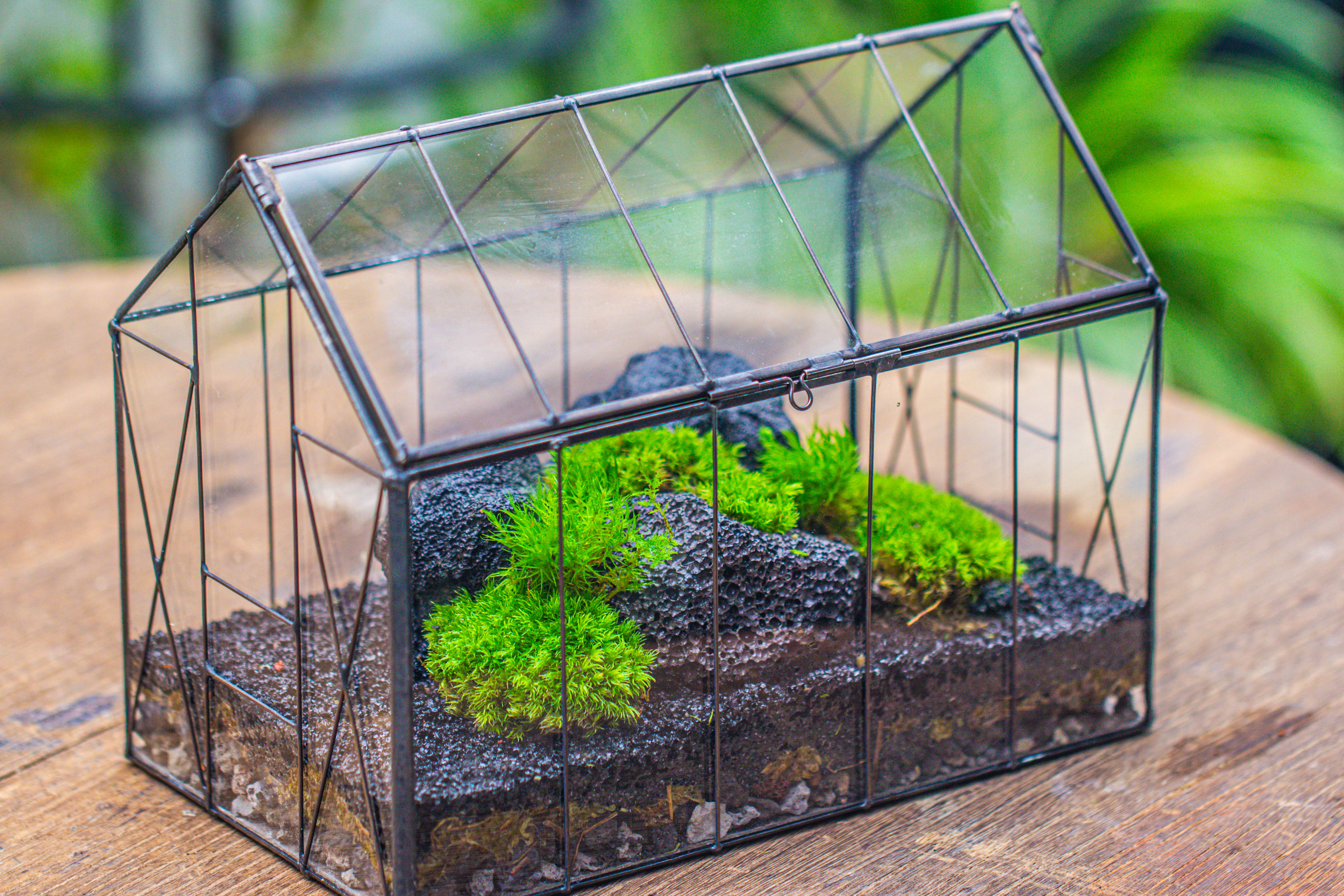 房子上开门 谷仓 黑火山岩 - NCYPgarden