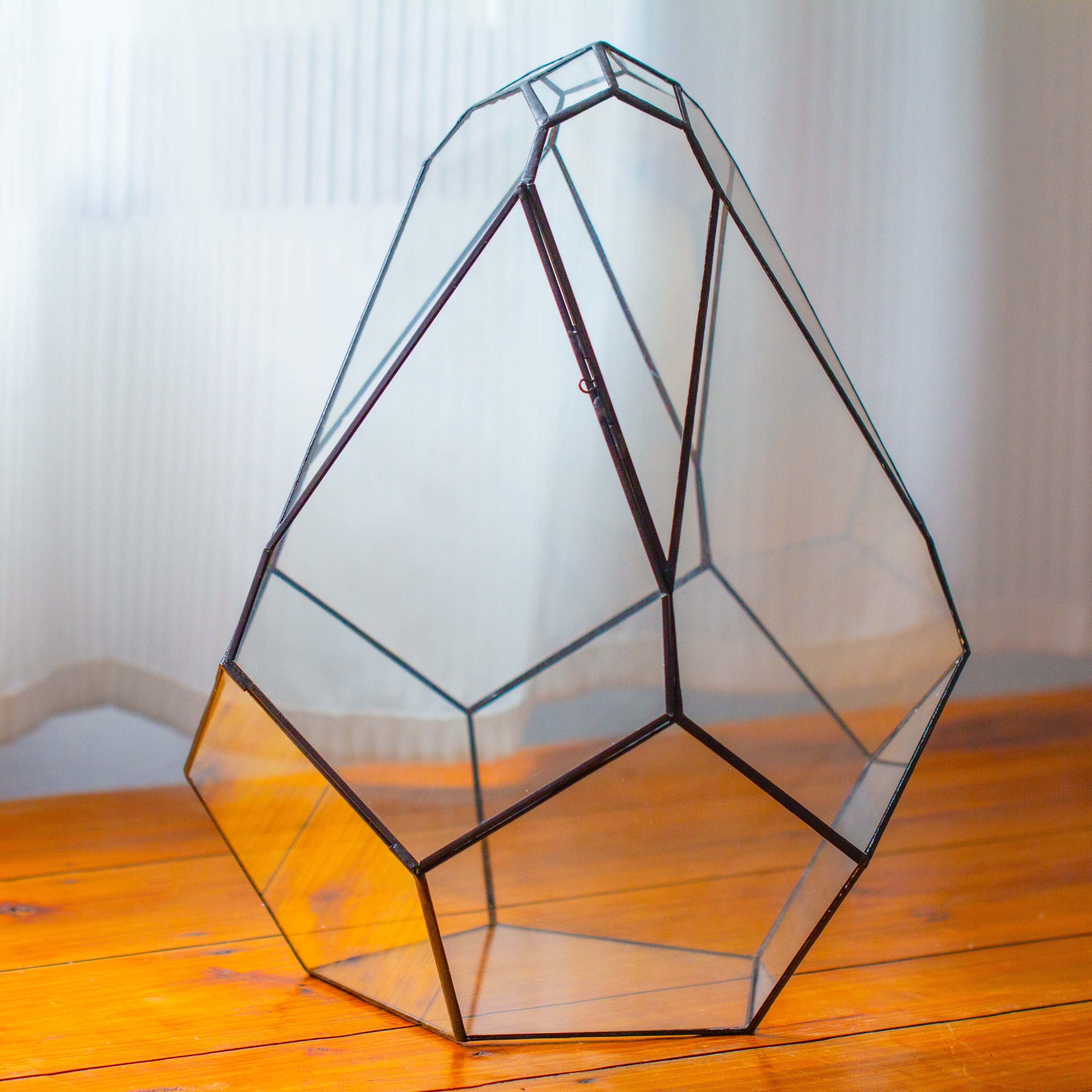 16" Large Teardrop Geometric Terrarium, close - NCYPgarden