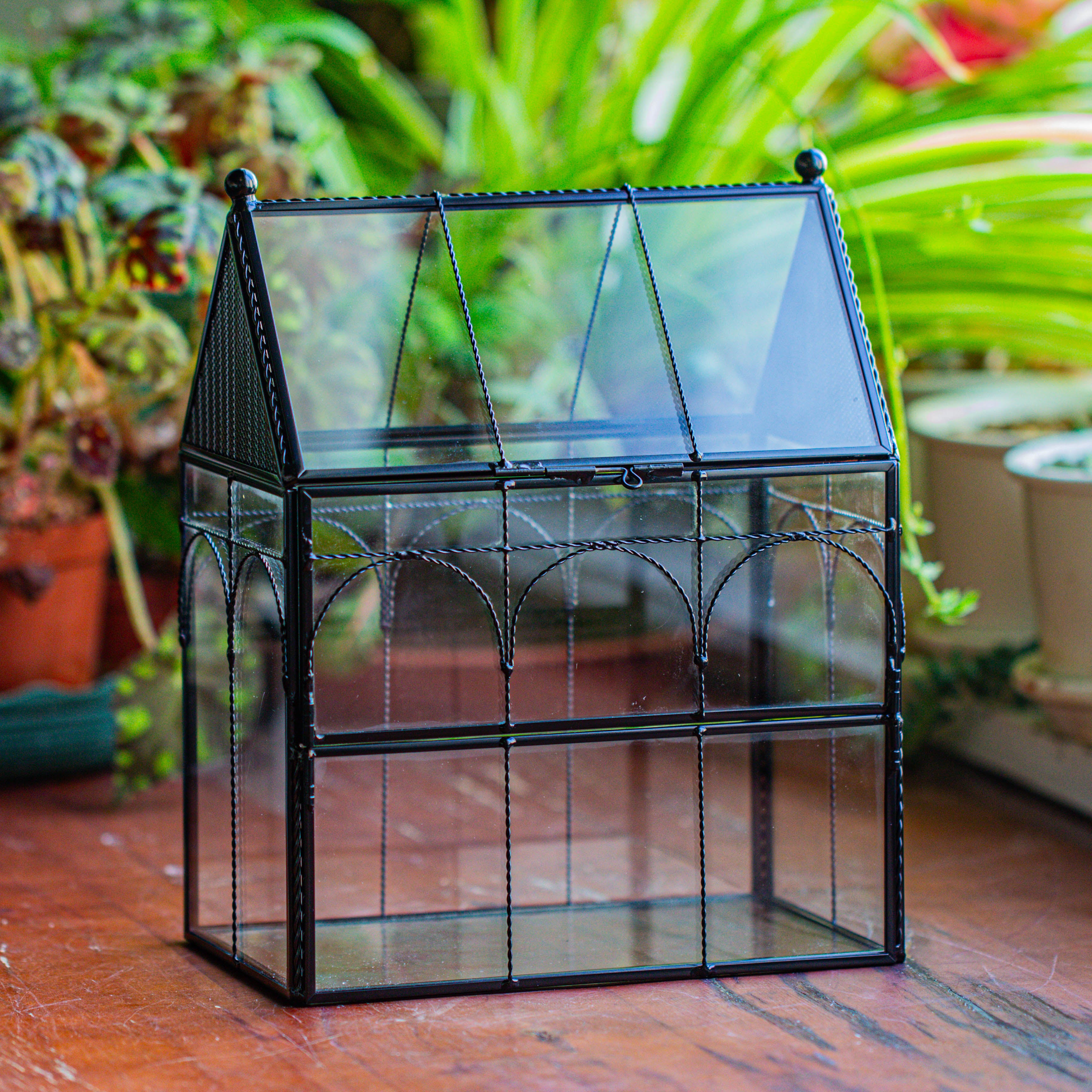 NCYP Vintage House Shape Stainless Steel and Glass Geometric Terrarium, with side door, with Mesh / vent holes for small Insects Pet - NCYPgarden