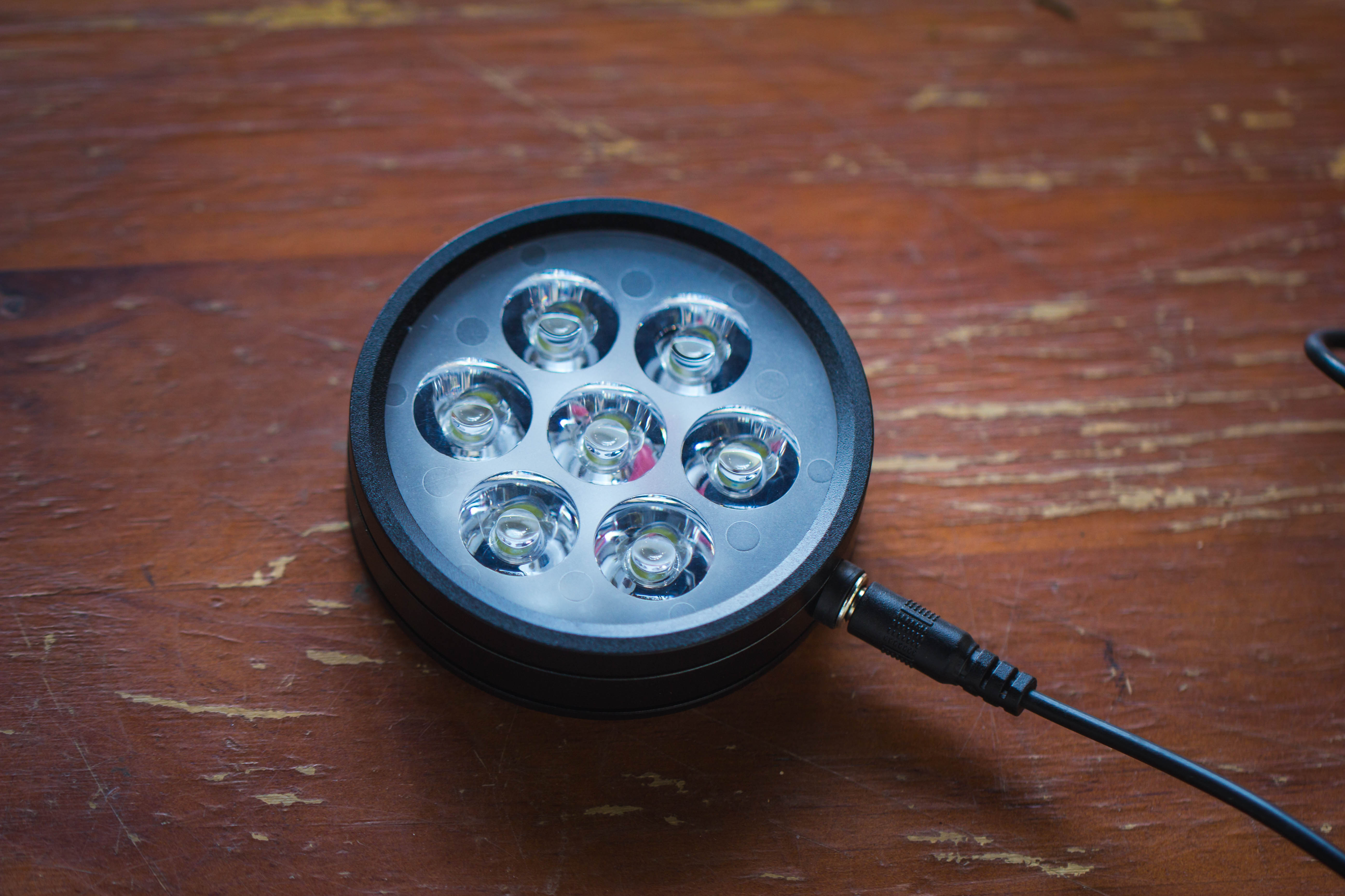 Self stick Magnetic LED grow light, USB, 5W, 7W - NCYPgarden