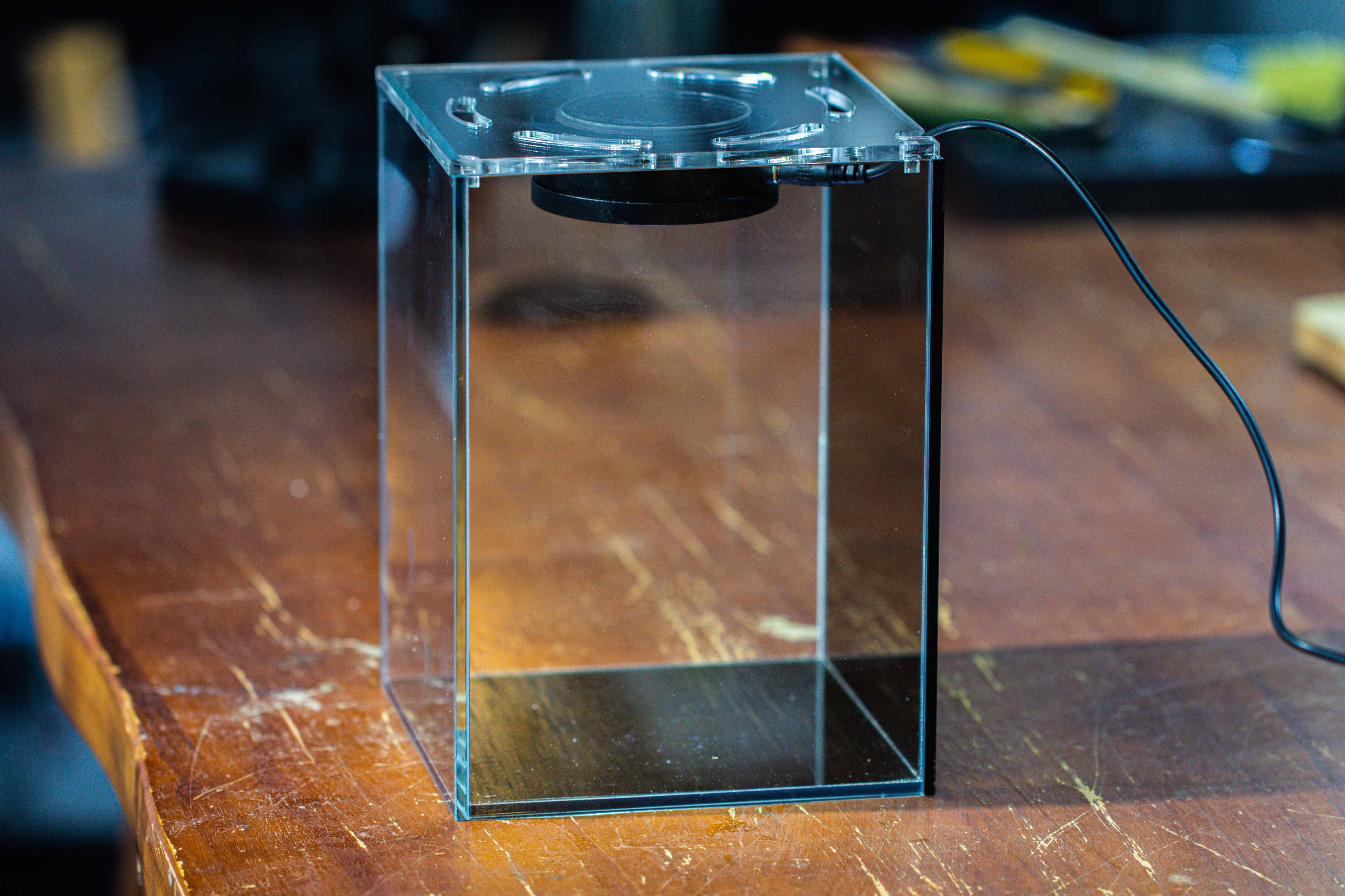 Watertight Glass Terrarium with LED Grow Light, Acrylic Lid for Moss Wall, vertical planting -15x15x20cm / 5.9x5.9x7.8 - NCYPgarden