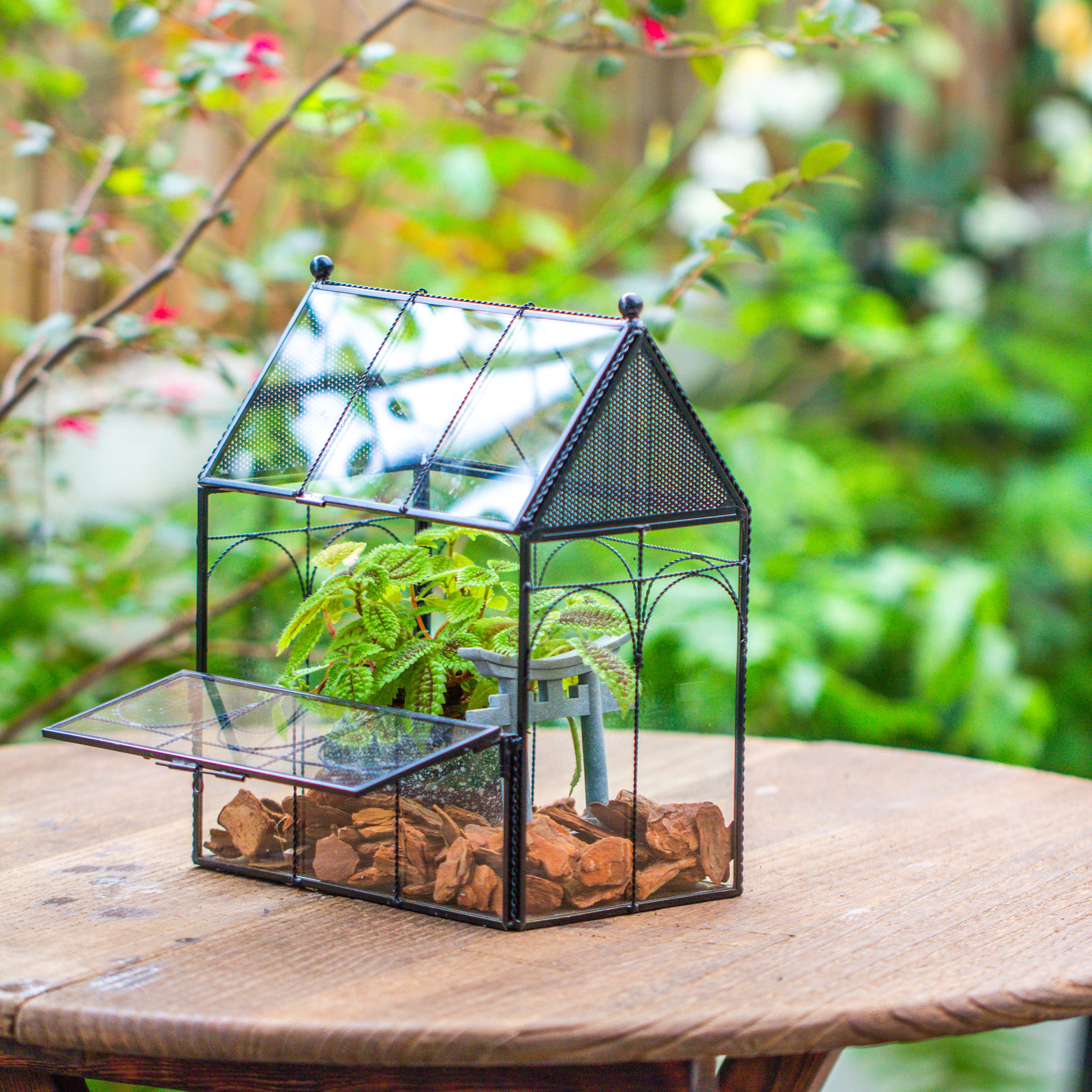 NCYP Vintage House Shape Glass Geometric Terrarium, with side door, with Mesh vent holes for small Insects Pet - NCYPgarden