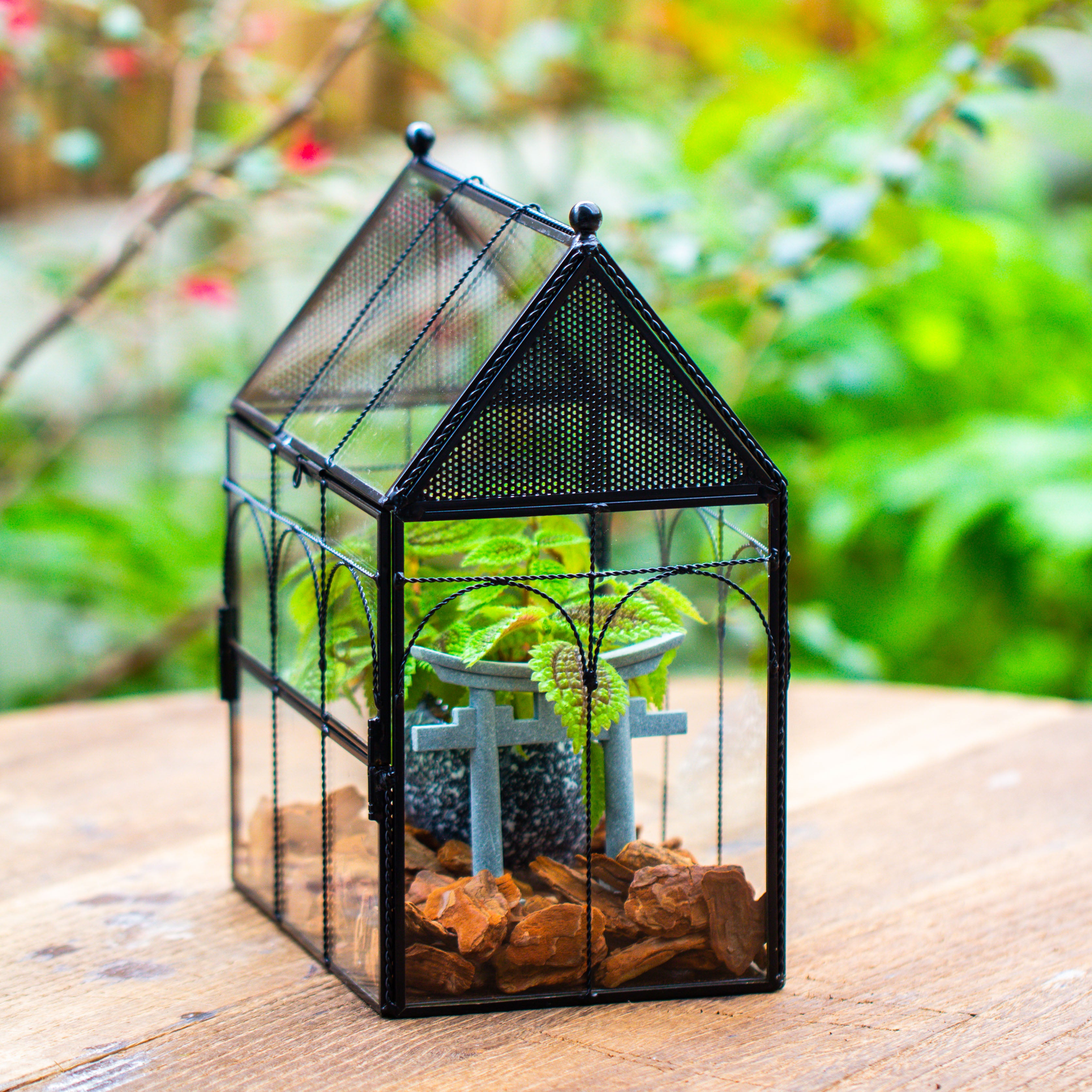 NCYP Vintage House Shape Glass Geometric Terrarium, with side door, with Mesh vent holes for small Insects Pet - NCYPgarden