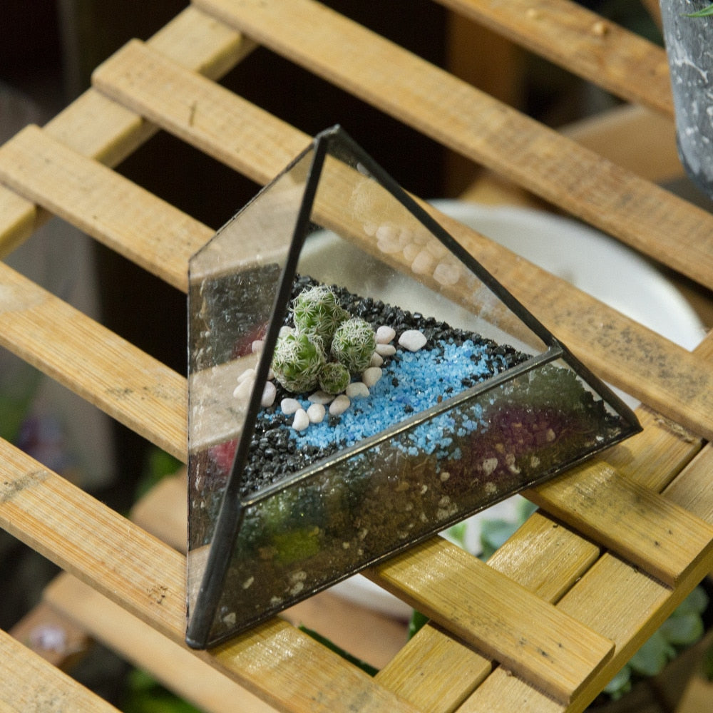 Handmade Small Pyramid Glass Geometric Terrarium for Ring Box Moss Cacti - NCYPgarden